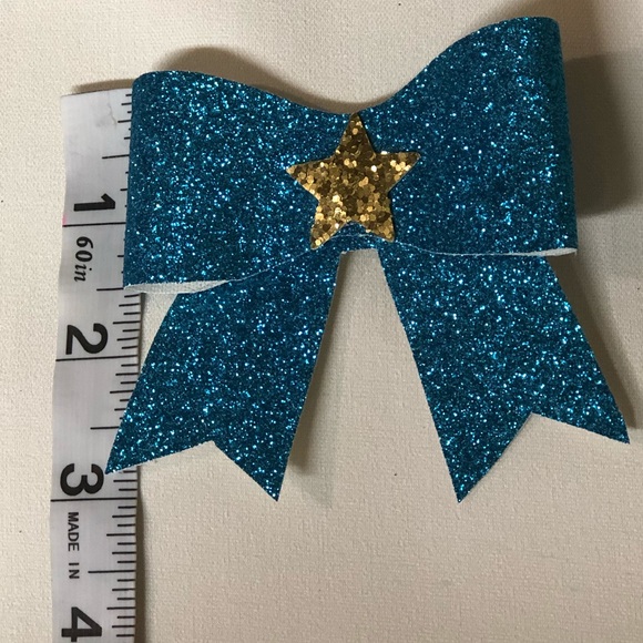 Handmade Hair Bow - Picture 2 of 3